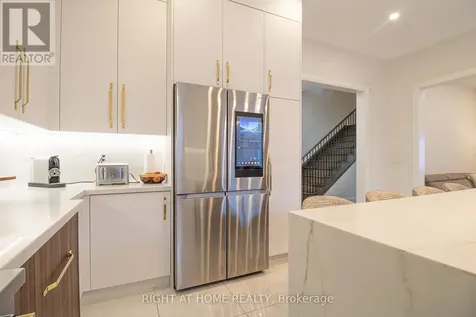 43 Longworth Avenue Richmond Hill ON L4E 1J2