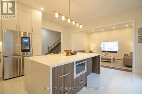 43 Longworth Avenue Richmond Hill ON L4E 1J2