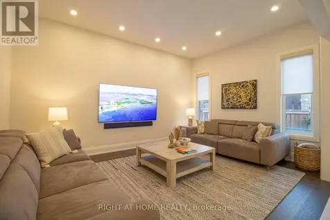 43 Longworth Avenue Richmond Hill ON L4E 1J2