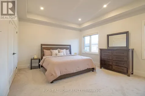 43 Longworth Avenue Richmond Hill ON L4E 1J2
