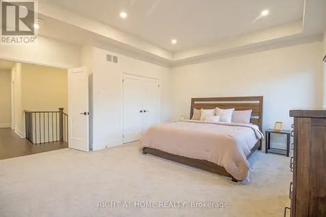 43 Longworth Avenue Richmond Hill ON L4E 1J2