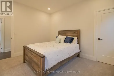 43 Longworth Avenue Richmond Hill ON L4E 1J2