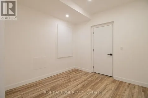 43 Longworth Avenue Richmond Hill ON L4E 1J2
