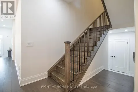 43 Longworth Avenue Richmond Hill ON L4E 1J2