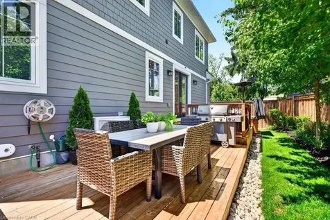 2134 New Street Burlington ON L7R 1H8