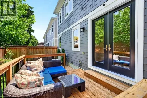 2134 New Street Burlington ON L7R 1H8