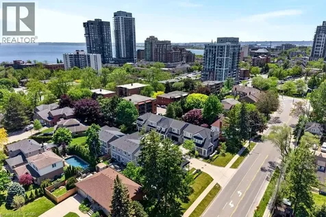 2134 New Street Burlington ON L7R 1H8