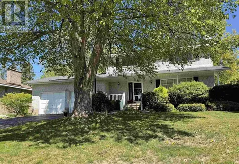 4 Silver Birch Drive Sault Ste Marie ON P6A 5S1