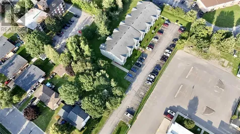 4 Silver Birch Drive Sault Ste Marie ON P6A 5S1