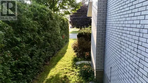 4 Silver Birch Drive Sault Ste Marie ON P6A 5S1