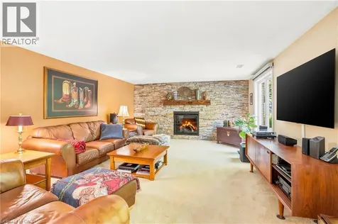 268 Memorial Drive Brantford ON N3R 7H6