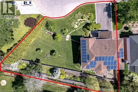 38 Sundrop Court Ancaster ON L9K 1G5