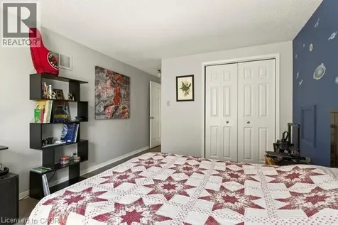 38 Sundrop Court Ancaster ON L9K 1G5