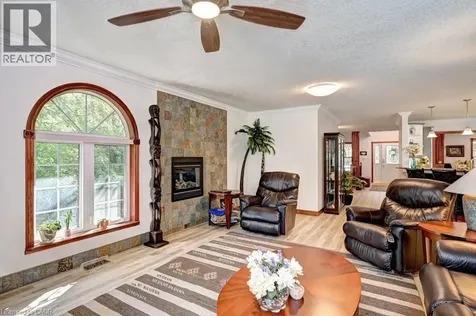 527 River Road Cambridge ON N3C 2B8