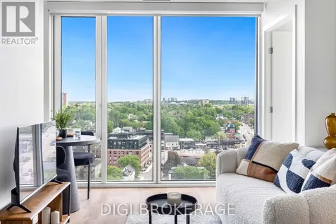 2070 Scott Street Ottawa ON K1Z 0C8