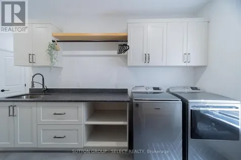 10111 Pinery Bluffs Road Lambton Shores ON N0M 1T0