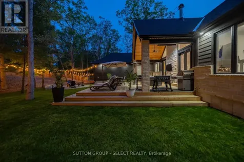 10111 Pinery Bluffs Road Lambton Shores ON N0M 1T0