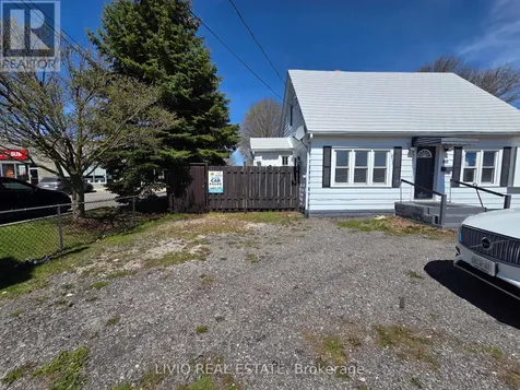 323 Queen Street Halton Hills (ac Acton) ON L7J 1R1