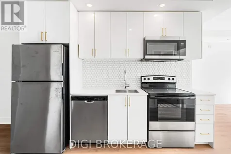 2070 Scott Street Ottawa ON K1Z 0C8