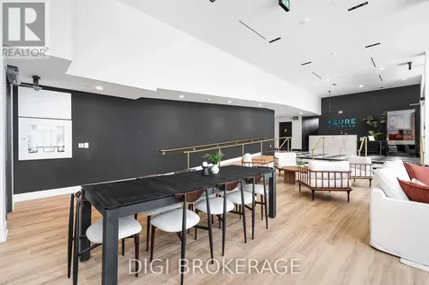 2070 Scott Street Ottawa ON K1Z 0C8