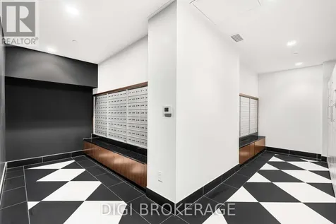 2070 Scott Street Ottawa ON K1Z 0C8