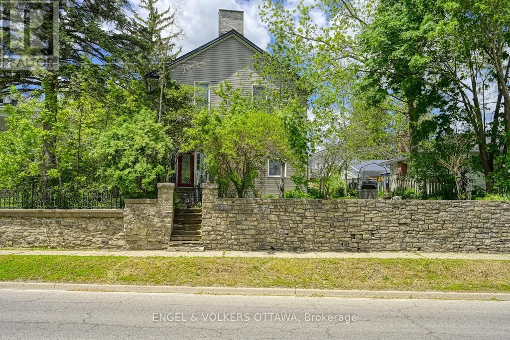 716 King Street West Prescott ON K0E 1T0