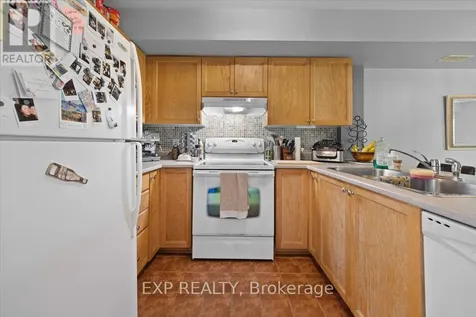 77 Strathaven Private Ottawa ON K1J 1K7