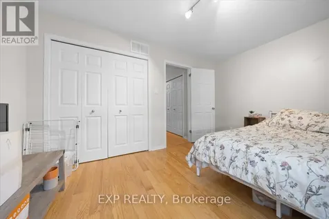 77 Strathaven Private Ottawa ON K1J 1K7