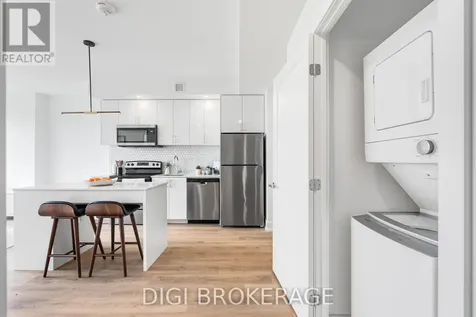 2070 Scott Street Ottawa ON K1Z 0C8
