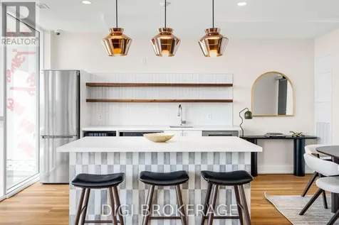 2070 Scott Street Ottawa ON K1Z 0C8