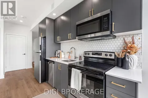 2070 Scott Street Ottawa ON K1Z 0C8