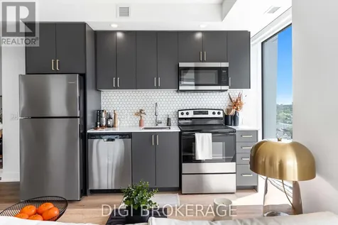 2070 Scott Street Ottawa ON K1Z 0C8