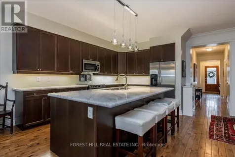 10 Invermara Court Orillia ON L3V 0B7