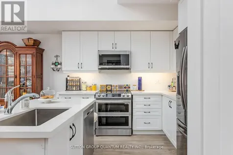 35 Ruby Crescent Orillia ON L3V 8M3