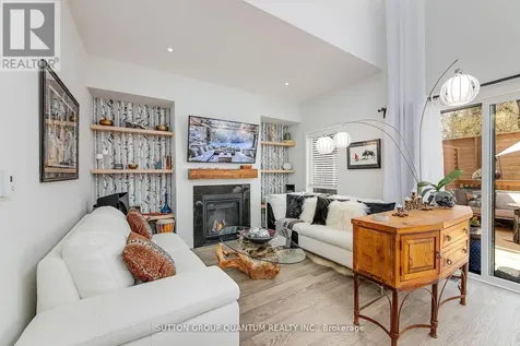 35 Ruby Crescent Orillia ON L3V 8M3