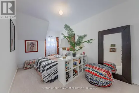 35 Ruby Crescent Orillia ON L3V 8M3
