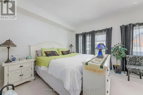 35 Ruby Crescent Orillia ON L3V 8M3