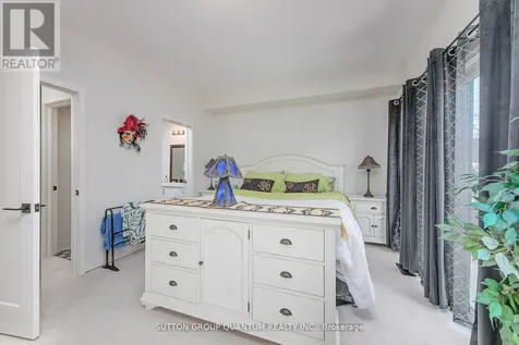 35 Ruby Crescent Orillia ON L3V 8M3