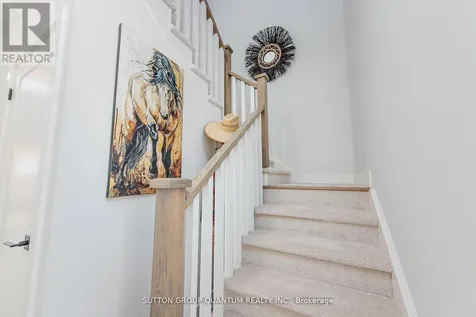 35 Ruby Crescent Orillia ON L3V 8M3