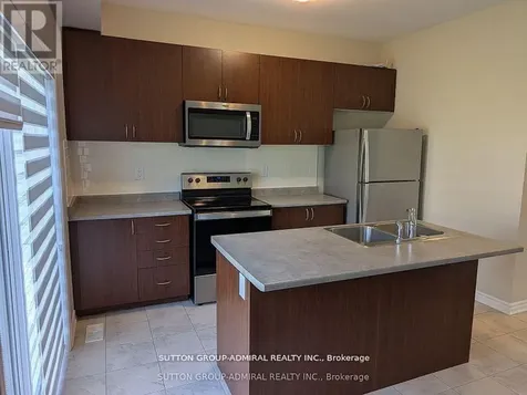 23 Hills Thistle Drive Wasaga Beach ON L9Z 0J3