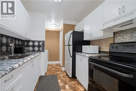1096 Jalna Boulevard London ON N6E 3B8