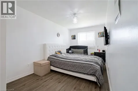 1096 Jalna Boulevard London ON N6E 3B8