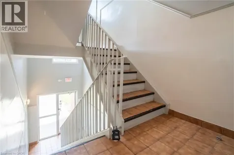 1096 Jalna Boulevard London ON N6E 3B8