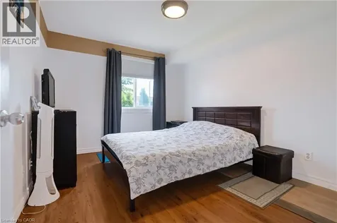 1096 Jalna Boulevard London ON N6E 3B8