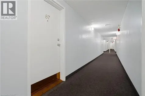 1096 Jalna Boulevard London ON N6E 3B8