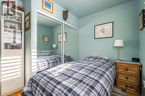 41 Ann Street Dundas ON L9H 2N4