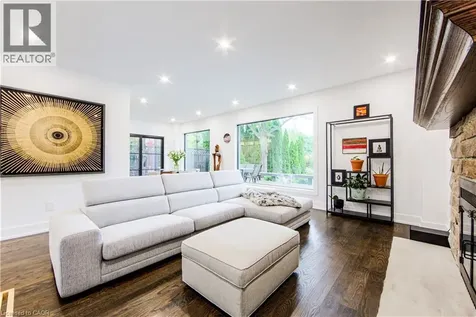 1319 Greeneagle Drive Oakville ON L6M 2N1