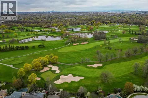 1319 Greeneagle Drive Oakville ON L6M 2N1