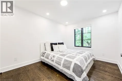 1319 Greeneagle Drive Oakville ON L6M 2N1