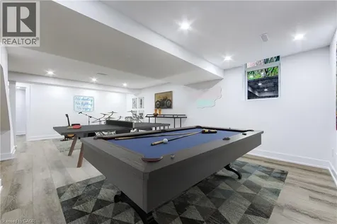 1319 Greeneagle Drive Oakville ON L6M 2N1